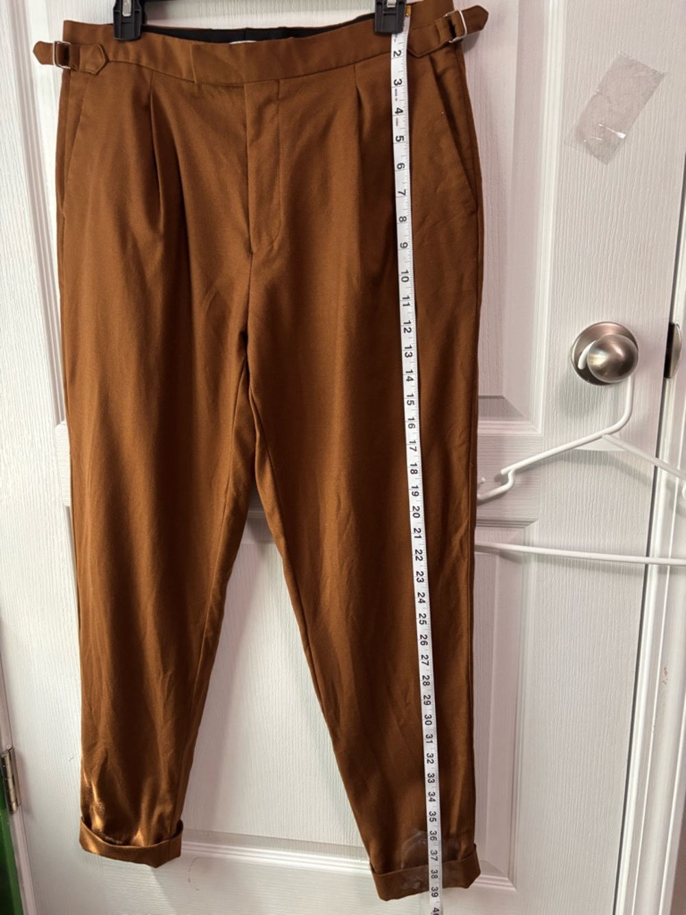 Reiss Men's pleated “venue” Tailored trousers.